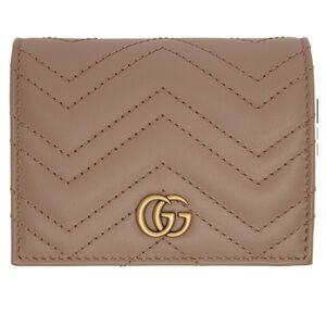 Gucci
SKU: 221451F04001300
Pink GG Marmont Card Case Wallet